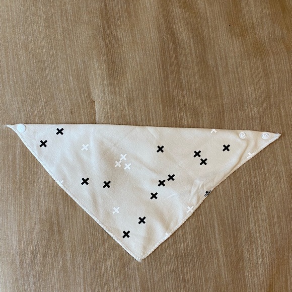 NWOT Dog Bandana - Picture 2 of 5